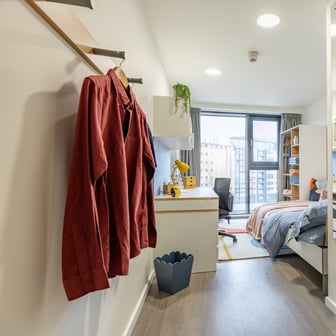 Premium En Suite - Image 3